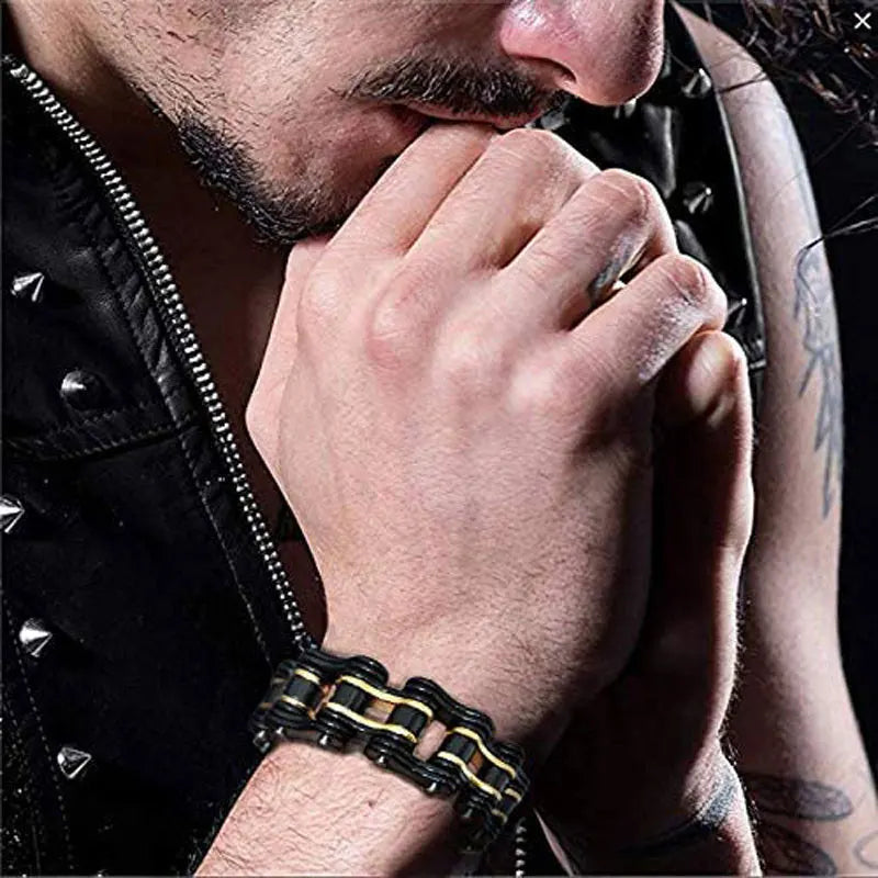 "Rider" rannekoru ketjulla 