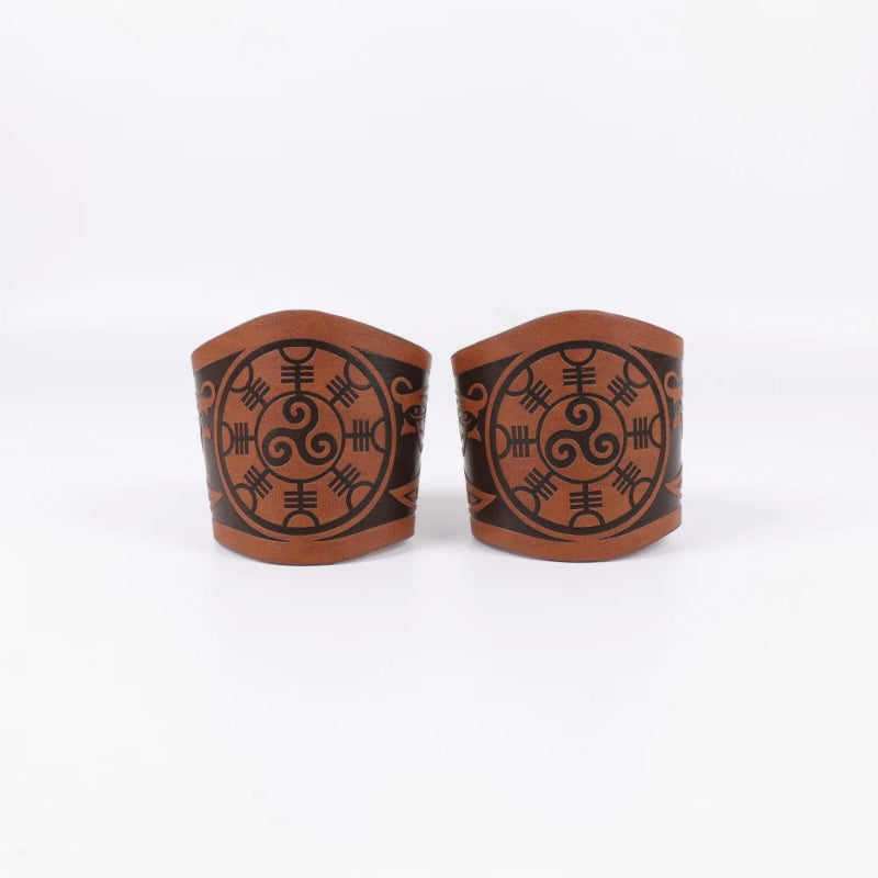 Viikinkirannekoru Triskel