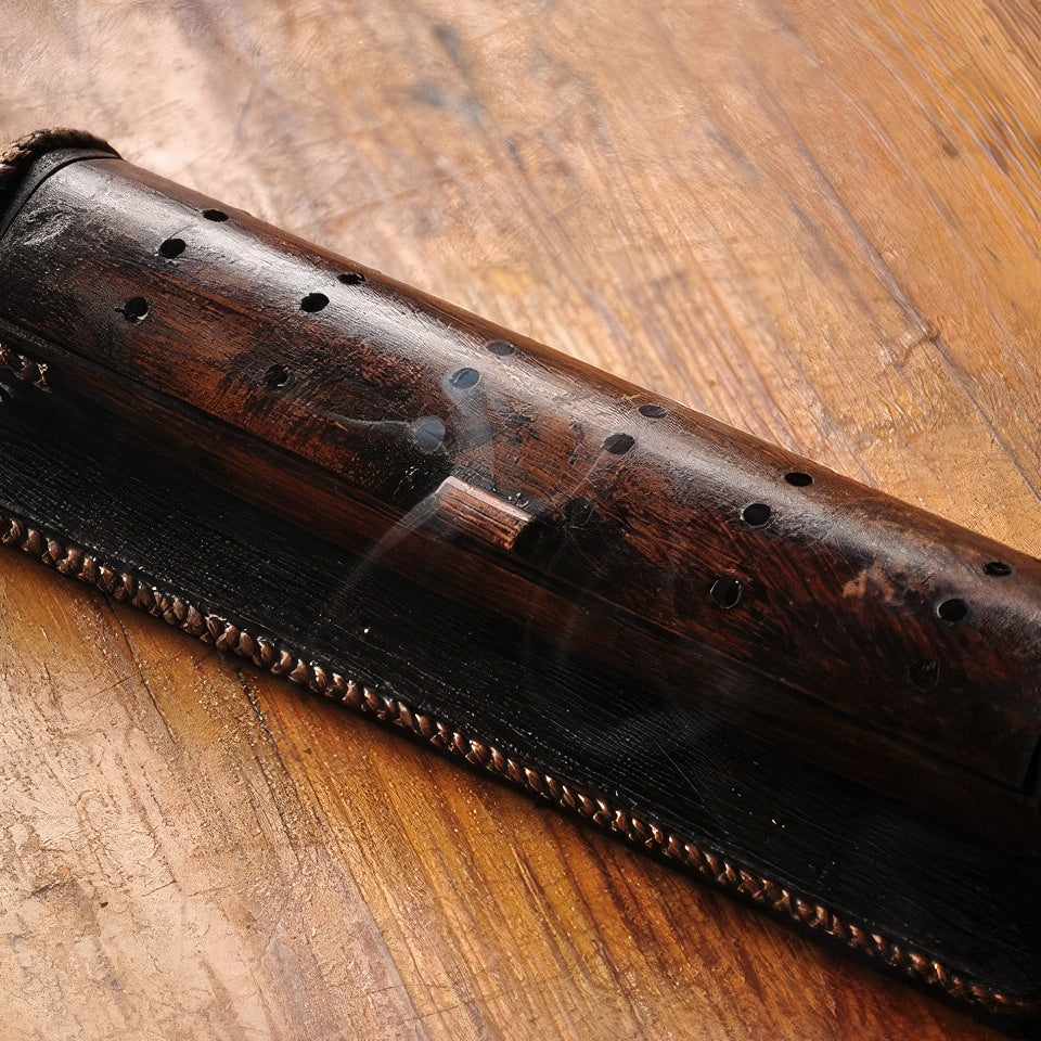 Puinen suitsukepoltin 