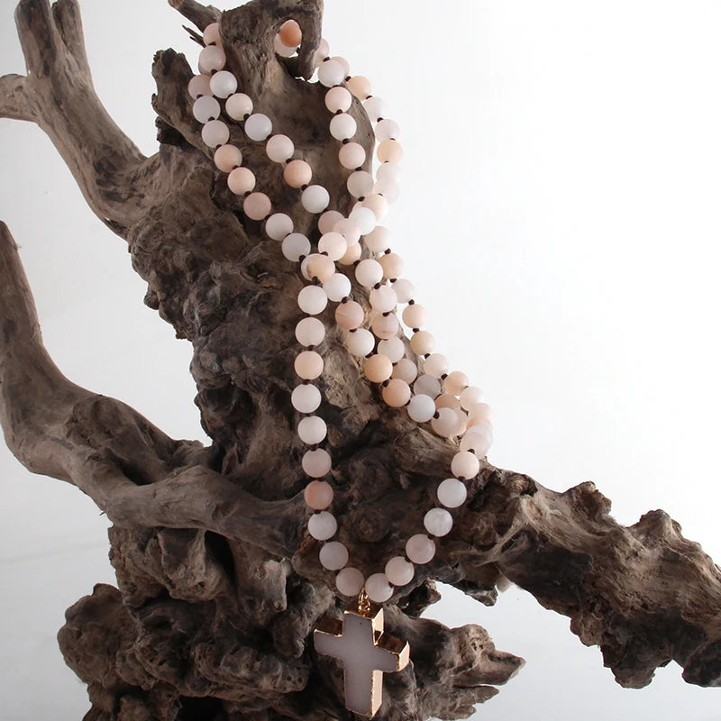 Ruusuhelminauha Risti Kaulakoru Riipus luonnonkivistä beige