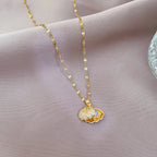 Kaulakoru Riipus Simpukka Kampasimpukka Strassit ja Helmi