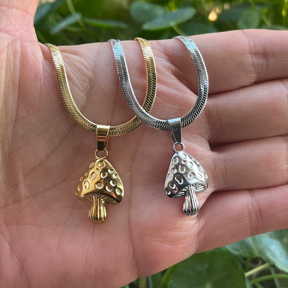 Kaulakoru hopeinen sieniriipus