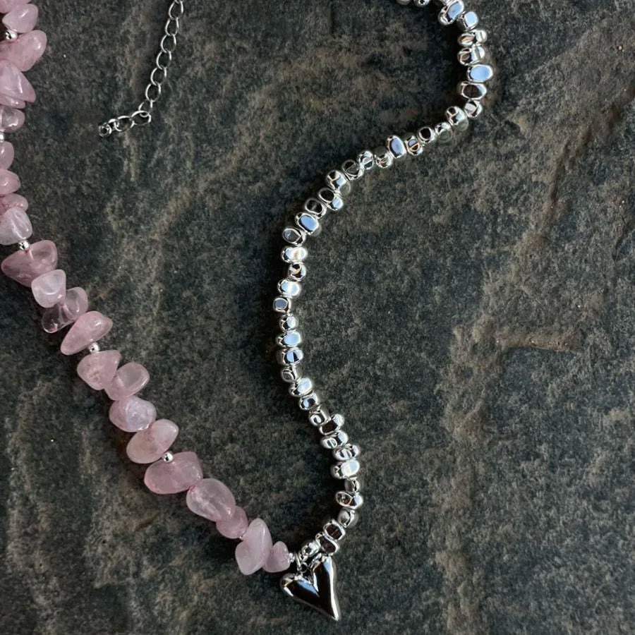 Kaulakoru sydänriipuksella B