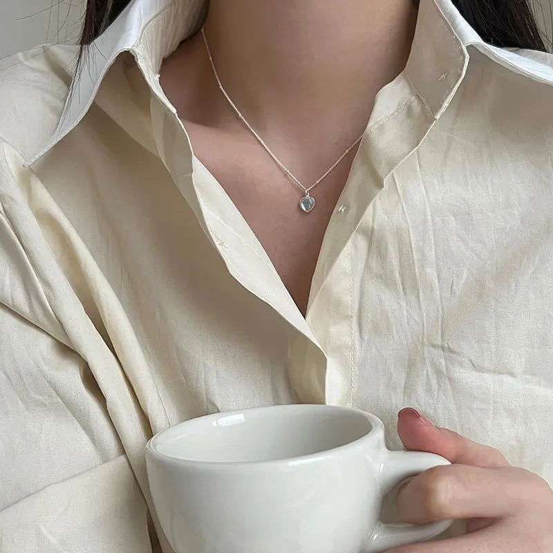 Kaulakoru sydänriipuksella hedelmällisyyden kuu kivi helmiketjulla