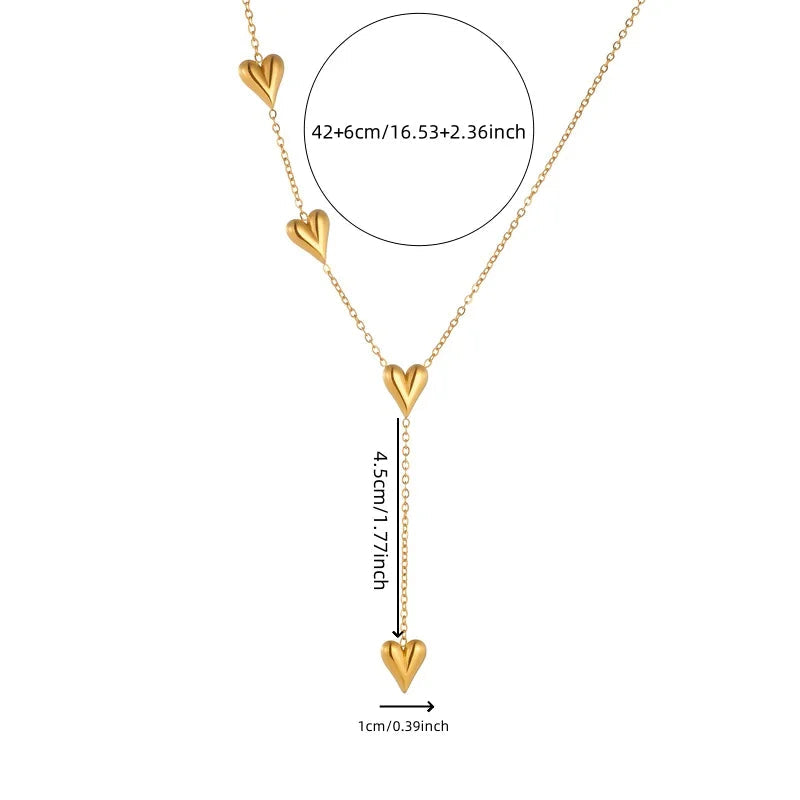 Kaulakoru sydänriipuksella naisille