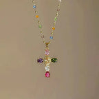 Kaulakoru naisten zirkoniristiriipuksella