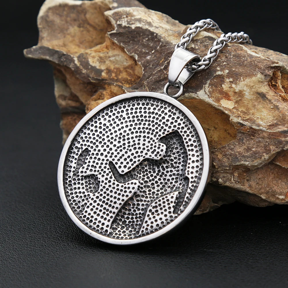 Kaulakoru Anubiksen riipuksella