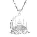 Kaulakoru, jossa on riipus moskeijasta arabialaisen kuunsirpin päällä, islam, muslimi, hopea