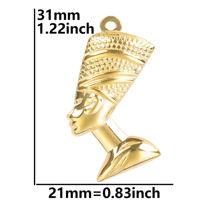 Kaulakoru, jossa on Nefertitin egyptiläinen riipus 