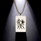 Kaulakoru tyylikkäällä astrologisen horoskoopin riipuksella