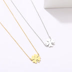 Kaulakoru onnenapilan lehti -riipuksella hopea