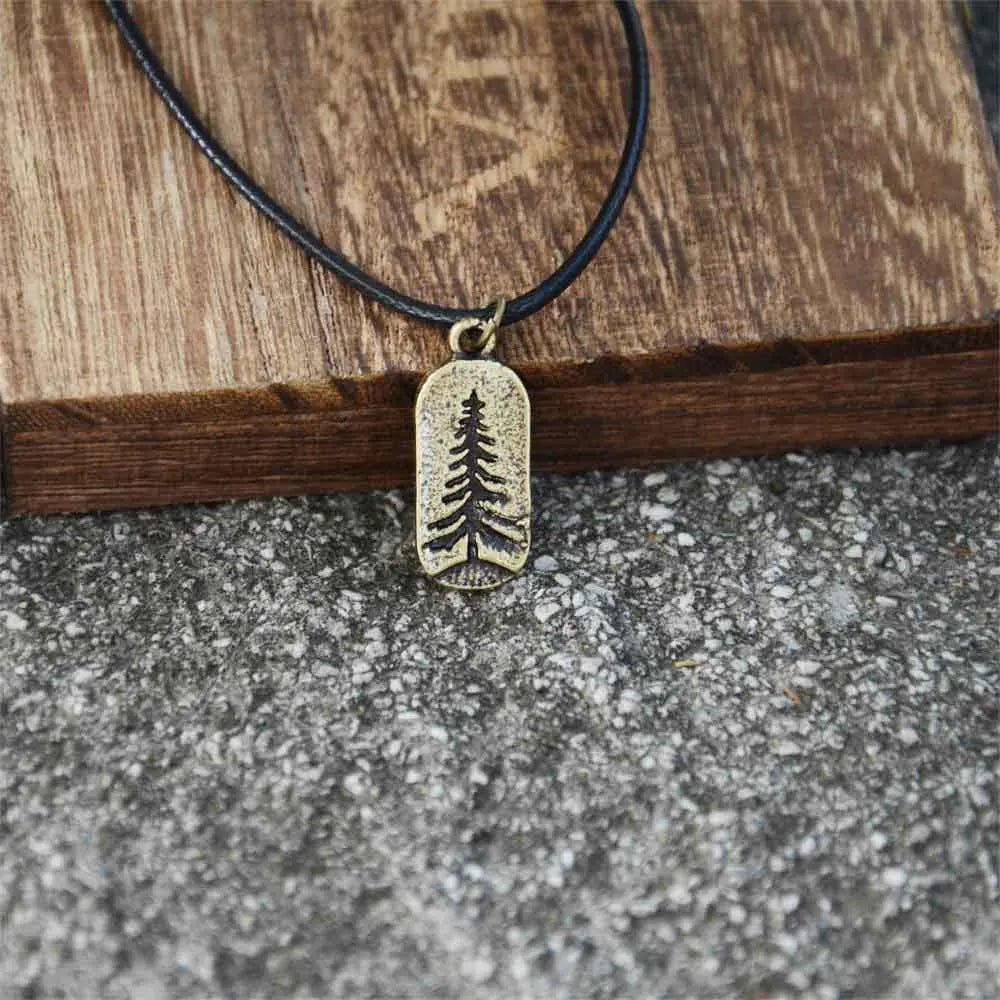 Kaulakoru kultainen kuusiriipus