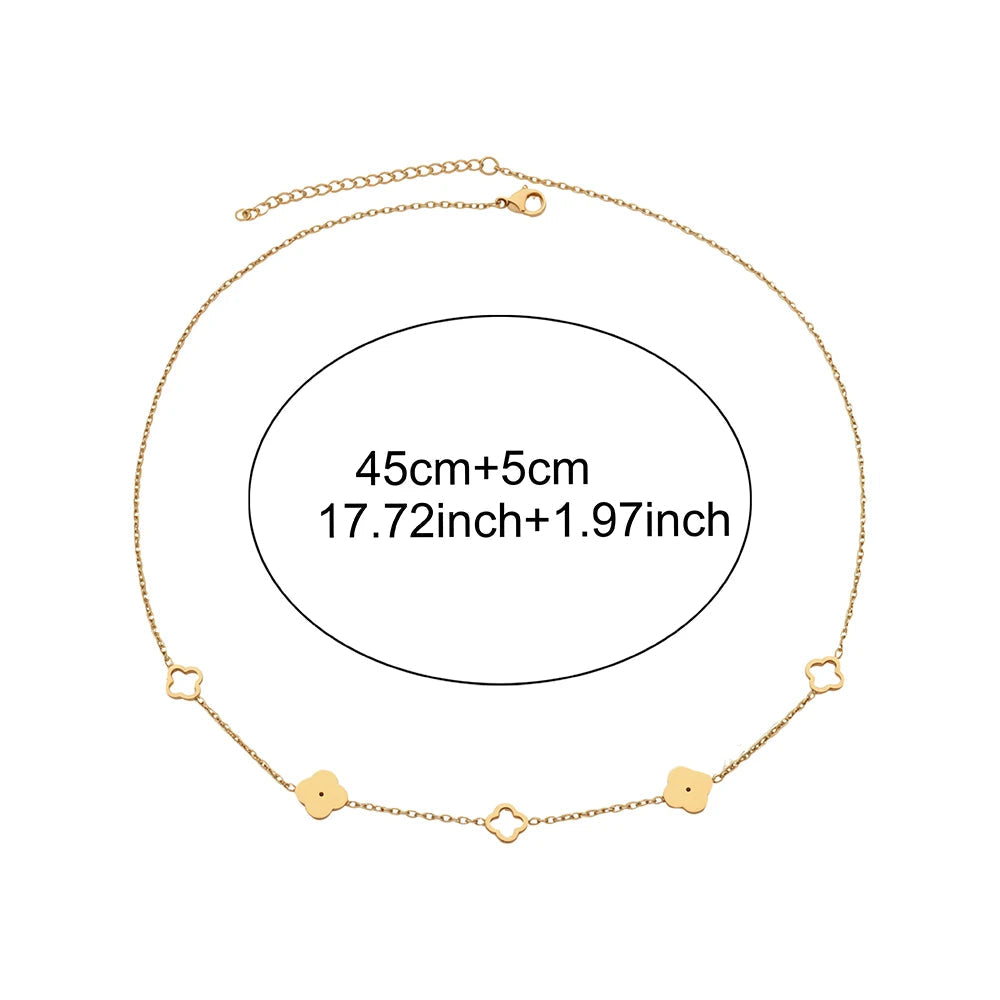 Kaulakoru nelilehtisellä apilariipuksella 