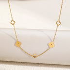 Kaulakoru nelilehtisellä apilariipuksella kulta