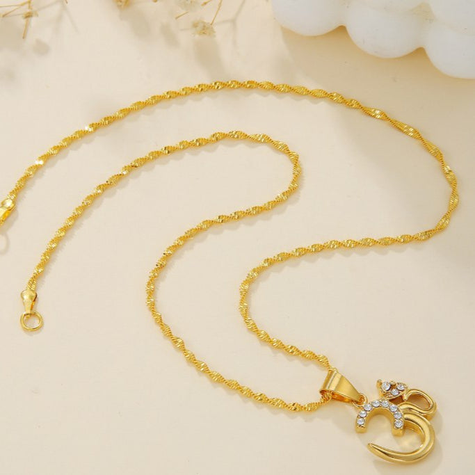 Om Gold buddhalainen kaulakoru