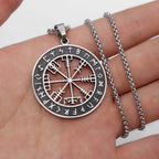 Vegvisir-kompassi kaulakoru hopeisella viikinki-riipuksella