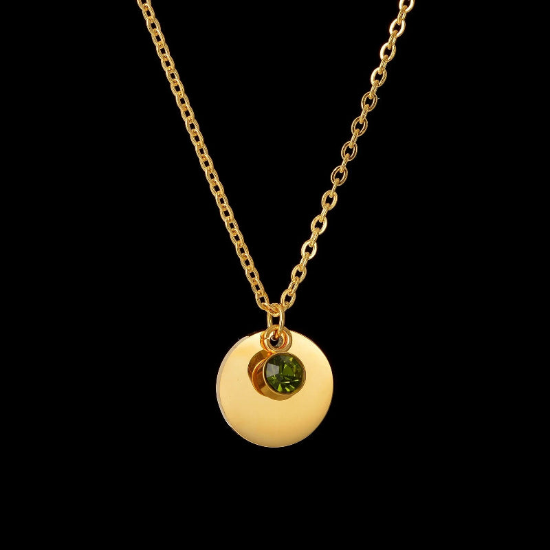 Riipus kaulakorulla syntymäkivellä