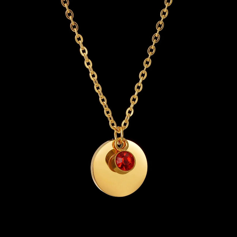 Riipus kaulakorulla syntymäkivellä