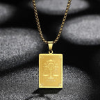 Kaulakoru riipuksella ja horoskooppimerkki