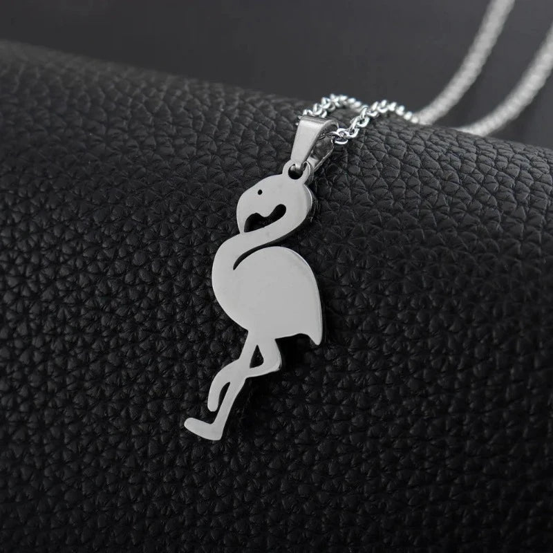 Majesteettinen Flamingokaulakoru Hopea