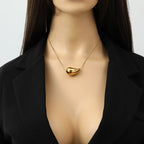 Kultainen vesipisaran riipuskaulakoru tyyli 2