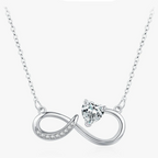 Riipuskaulakoru, jossa on äärettömyysmerkki ja zirkonilla koristeltu leijona