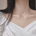 Naisten Kuu-riipuskaulakoru zirkonilla hopea