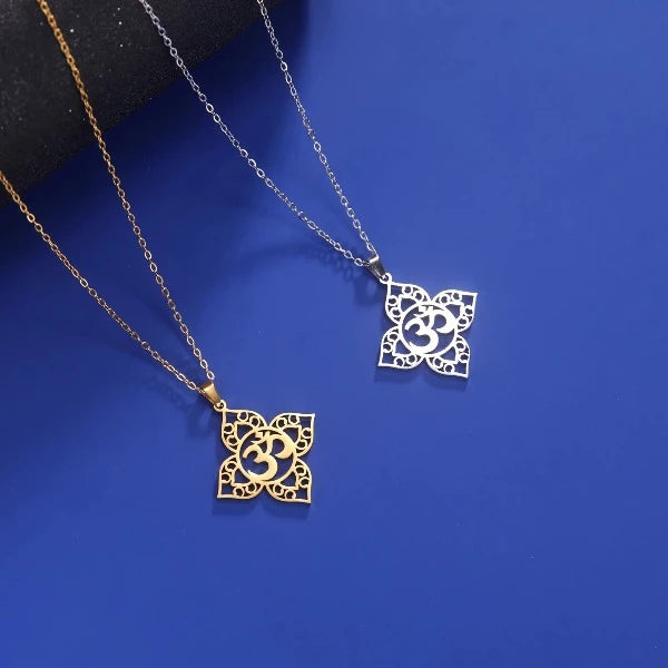 Riipuskaulakoru Om Buddhalaisuus