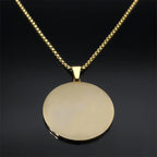 Kaulakoru Wicca-noituuden pentagrammiriipus