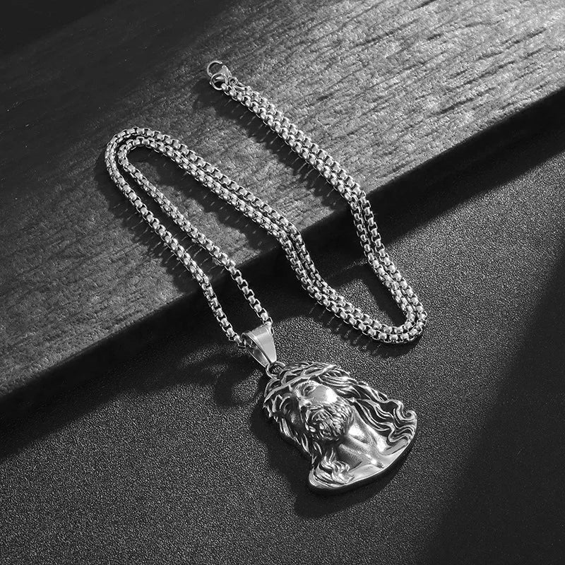 Riipuskaulakoru Jeesuksen Kristuksen pää 