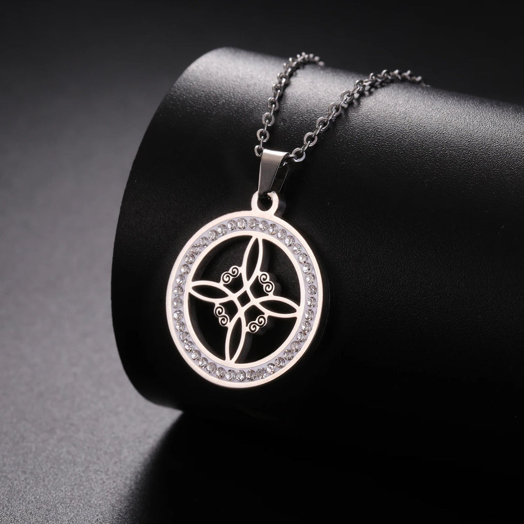 Wiccan-riipuskaulakoru Noidan solmu Suojelusamulet hopeaa
