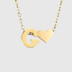 Naisten kaulakoru sydänriipuksella ja nimikirjaimella - kirjain 