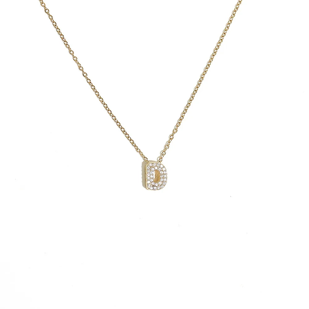 Naisen choker-kaulakoru minimalistisella d-kirjaimen riipuksella
