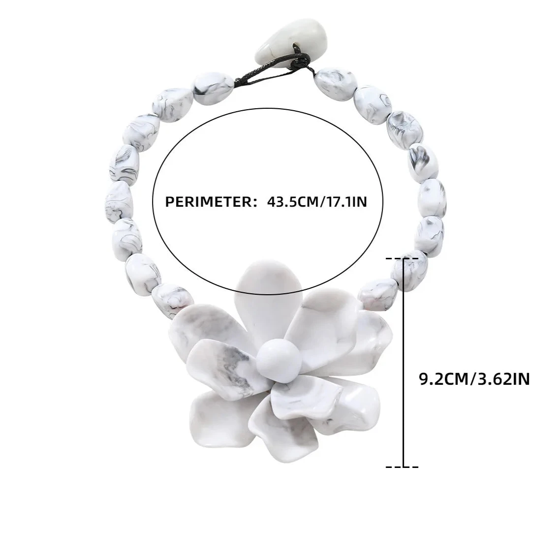 Kaulakoru, jossa suuri kukkariipus 