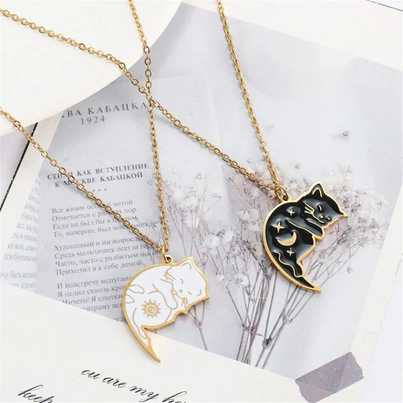 Kaulakorut pariskunnille söpöillä kissariipuksilla kulta