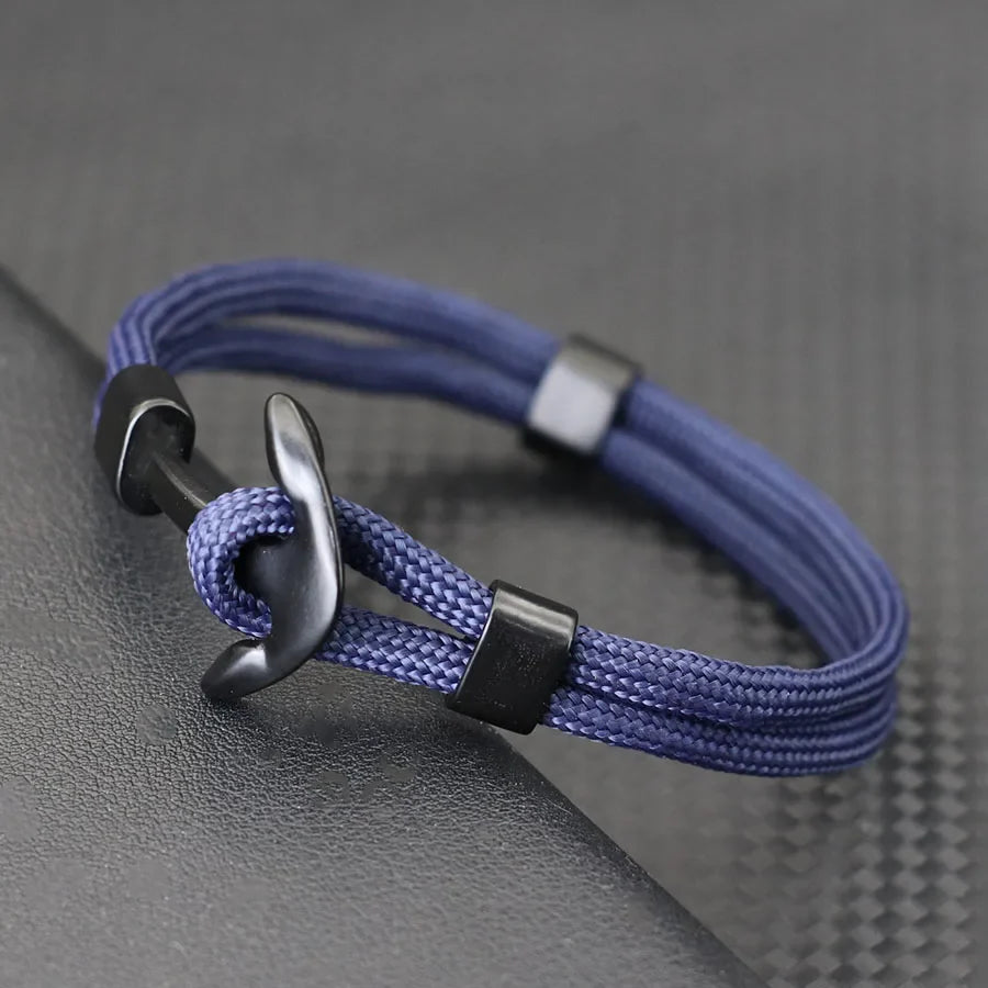 Kaksinkertainen musta ankkurirannekoru laivastonsininen