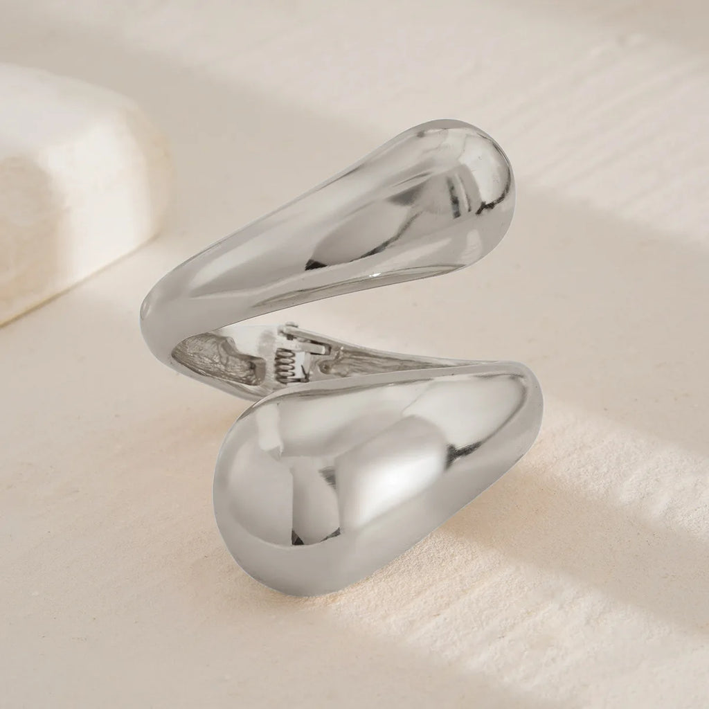 Iso Gourmette-vesipisarakoru hopeaa