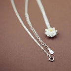 Lootuskukan riipus & kaulakoru