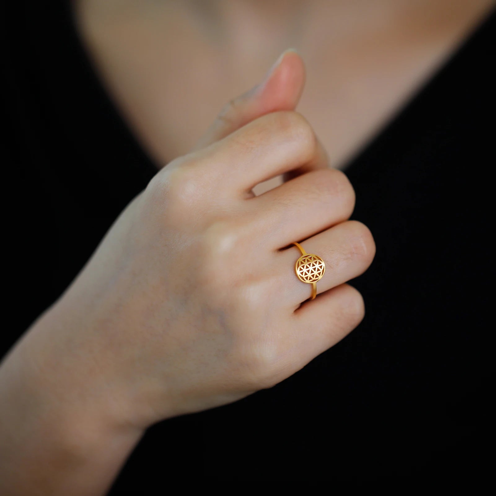 Pieni Elämän Kukka -sormus naisille kulta