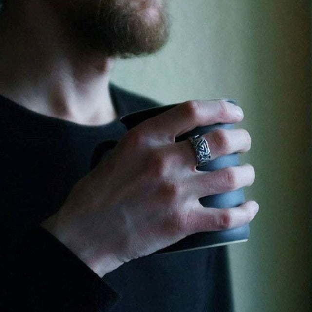 Viikinkisormus Valknut