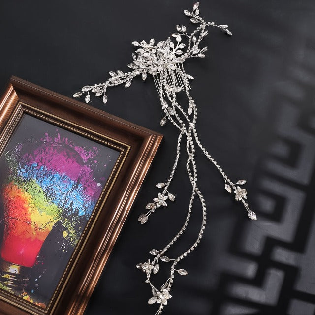 Hiussolki häihin kukilla ja timanteilla hopea