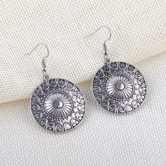 Tiibetiläinen korvarengas