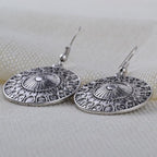 Tiibetiläinen korvarengas