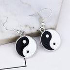 Yin Yang -korvakoru