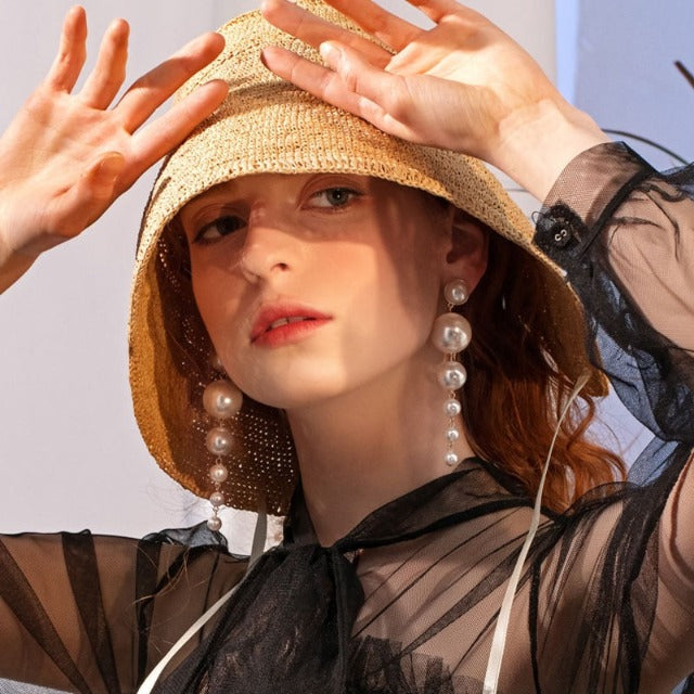 Riipuvat Korvakorut Helmiäishelmillä