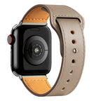 Apple Watch -rannekoru valkoista nahkaa