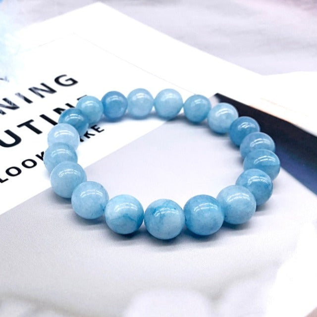 Sininen kivi rannekoru