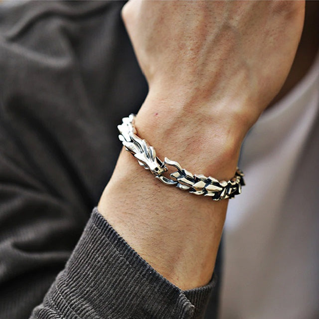 Viikinki Ouroboros -rannekoru 