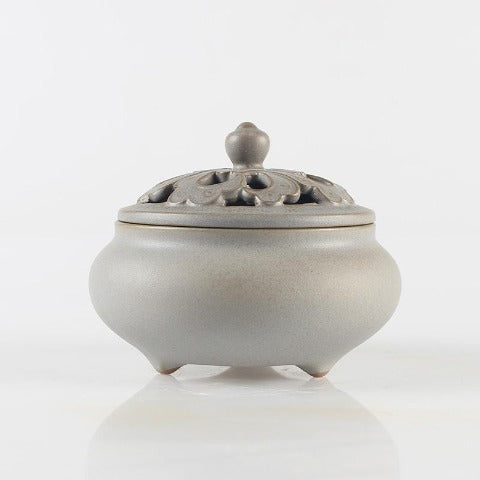 Savipoltin savukkeenpolttimelle valkoinen keramiikka