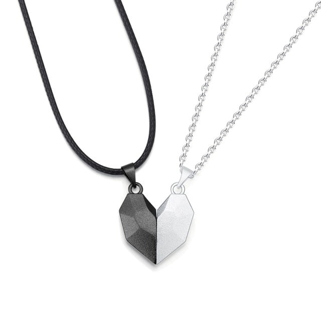 Sydän-kaulakoru pariskunnalle